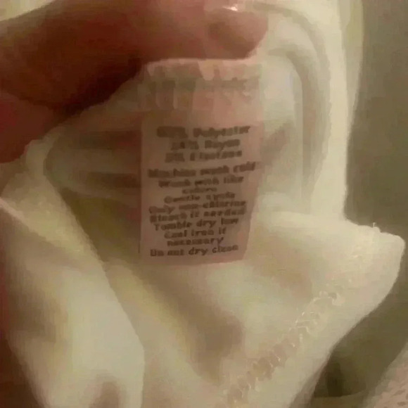 Juicy Couture Lightweight Top NWT - Picture 2 of 3